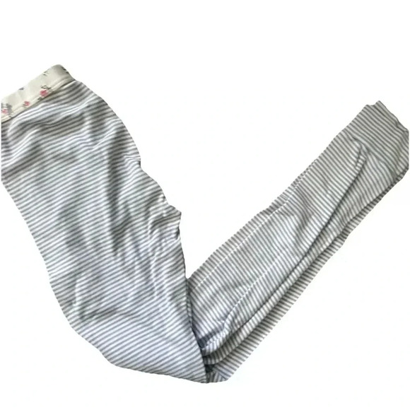 Girls Carter’s Striped Snug Fitting Long Sleeved Pajama Set Size Medium (8) - Picture 2 of 4